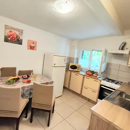 Будинок відпочинку House Pavao Пула